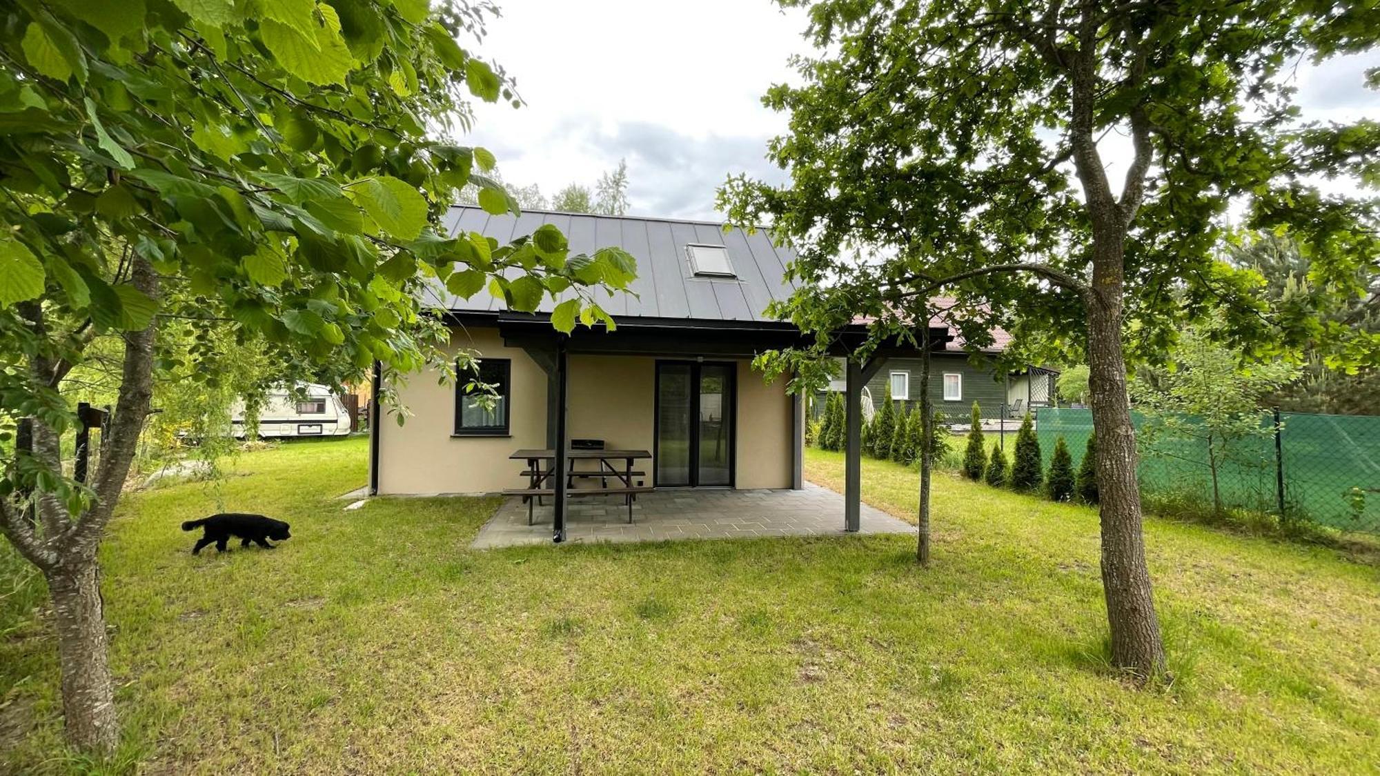 Domki Pod Debami Choczewo Exterior photo